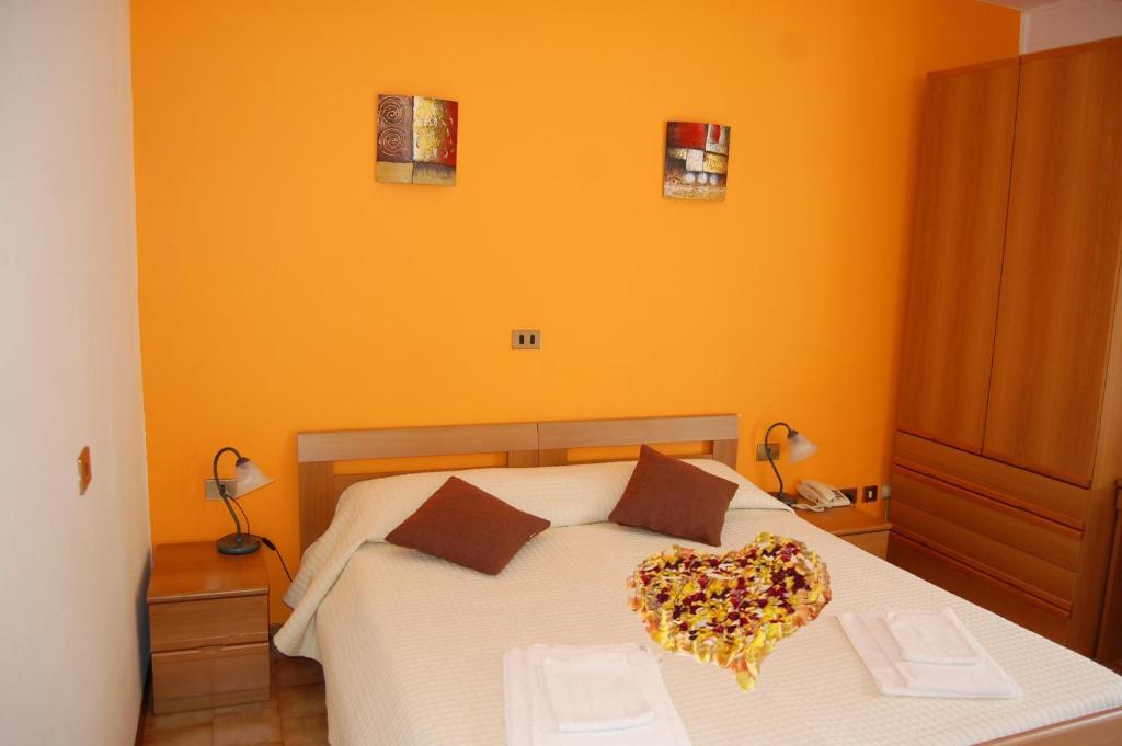 Albergo Del Cacciatore Cremeno Cameră foto